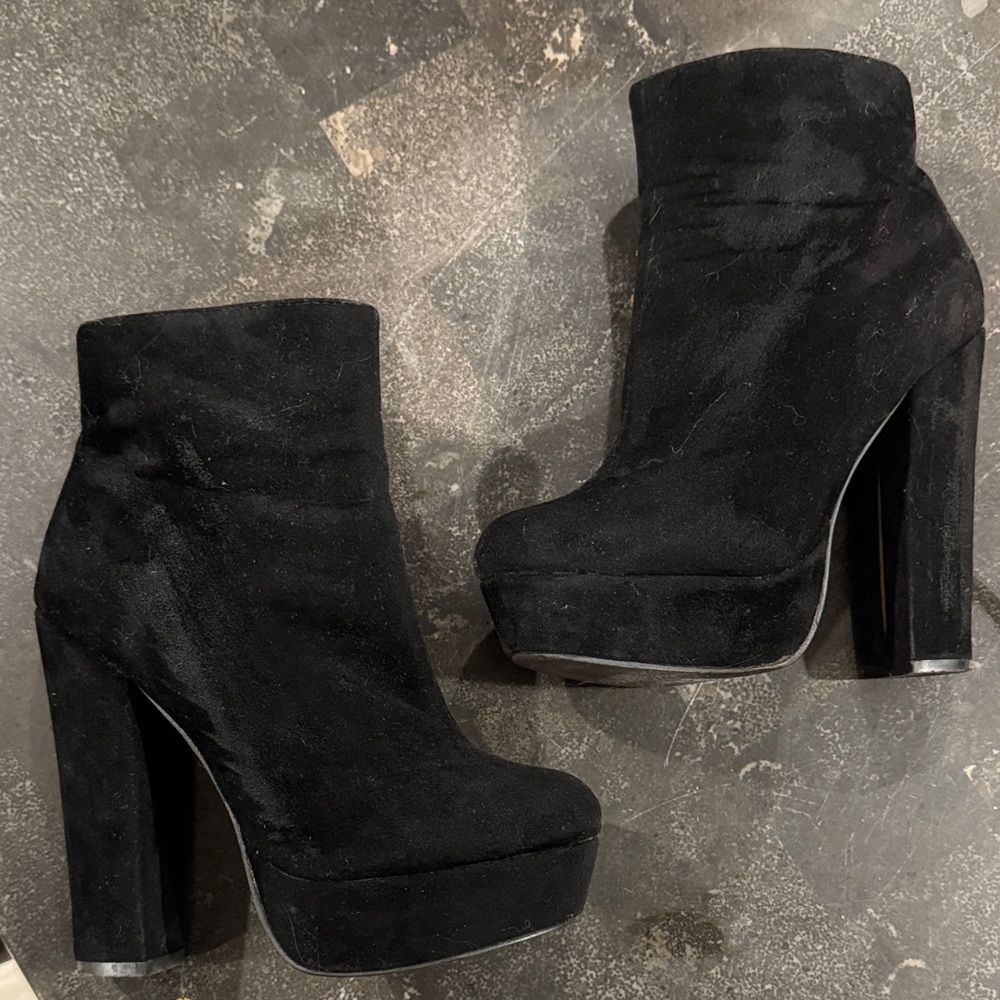 Glaze Black Heeled Boots